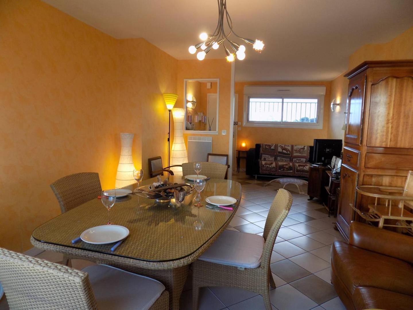 Royan - Pleine Vue Mer Pour Cet Appartement Classe 2 Etoiles - Les Tamaris Kültér fotó